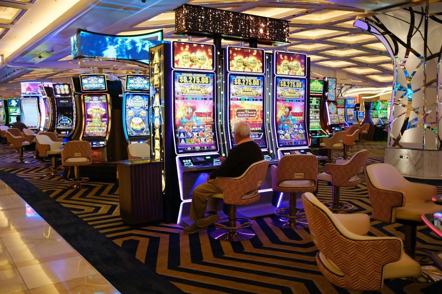 real money casino games, best casino odds 2026, casino game odds comparison, top earning casino games, highest payout slot games, blackjack house edge, roulette odds analysis, poker payout rates, live casino game odds, online casino profitability
